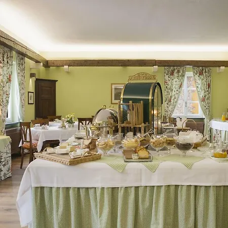 La Meridiana Reiais & Chateaux Hotel 5*